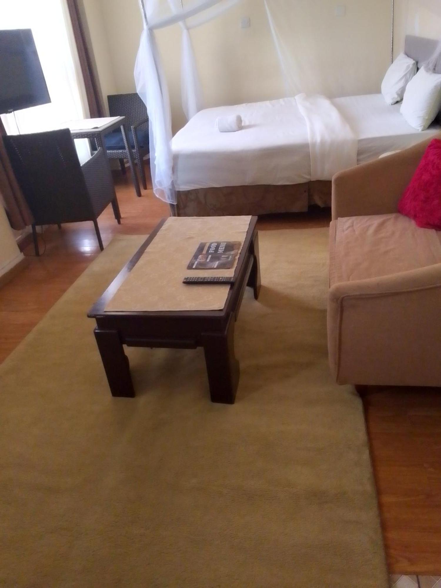 Eddy Suites, Emeli Hotel Ναϊρόμπι Εξωτερικό φωτογραφία