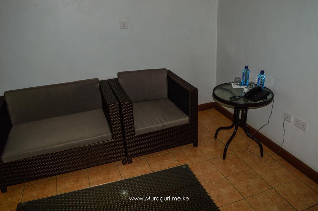 Eddy Suites, Emeli Hotel Ναϊρόμπι Δωμάτιο φωτογραφία
